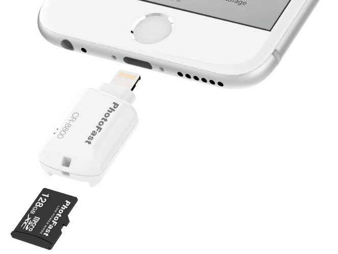 從 iphone 手機 取出SD卡,並連接到電腦。